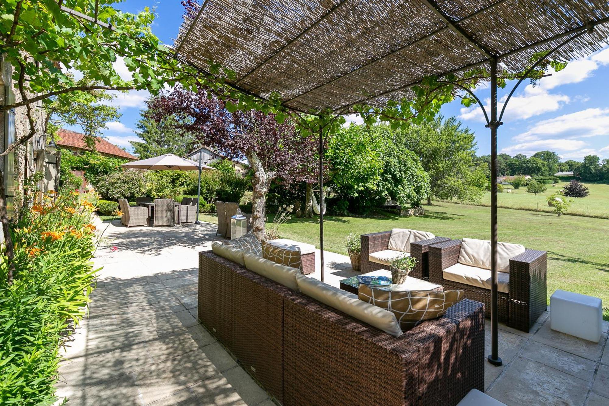 La Maison Louverie Pontours Extérieur photo